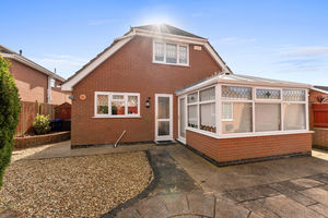 Photo 32- click for photo gallery